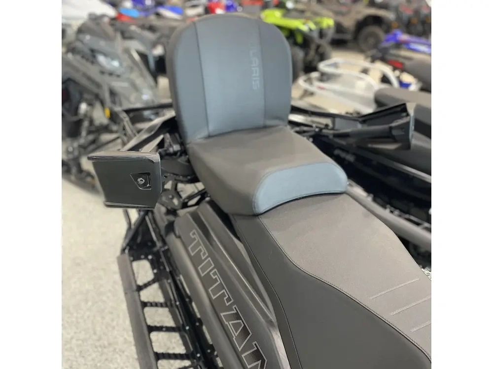 2025 Polaris 650 Titan Adventure 155 1.5 alt