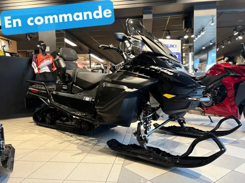 2026 Ski-Doo EXPEDITION LE 24'' 900 ACE Turbo R Silent Cobra 1.5'' E.S.
