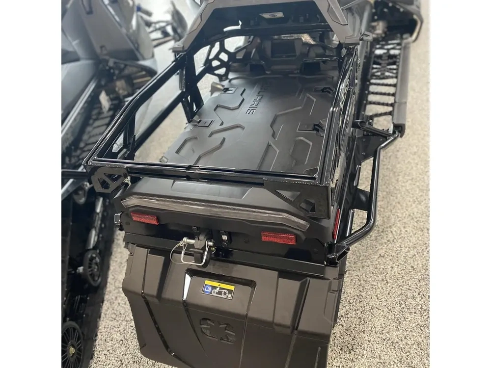 2025 Polaris 650 Titan Adventure 155 1.5 Es alt