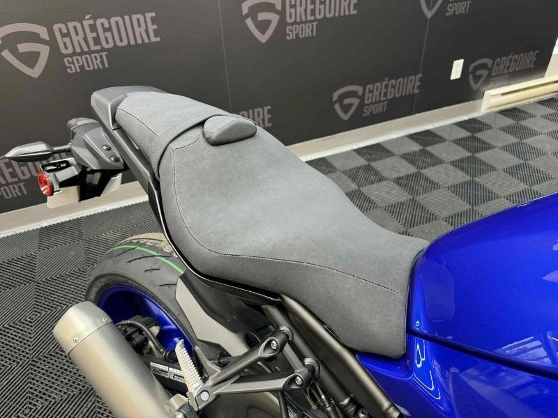 Yamaha Mt-10 2025 alt