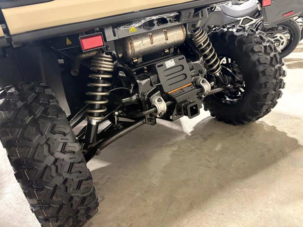 Can-am Defender Limited Cab Hd11 2026 alt