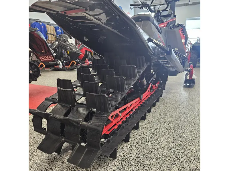 2026 Polaris BOOST RMK KHAOS 155 Patriot