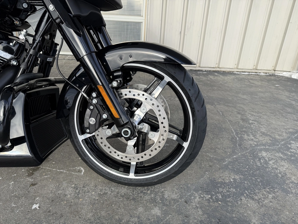 2026 Harley-davidson Street Glide alt