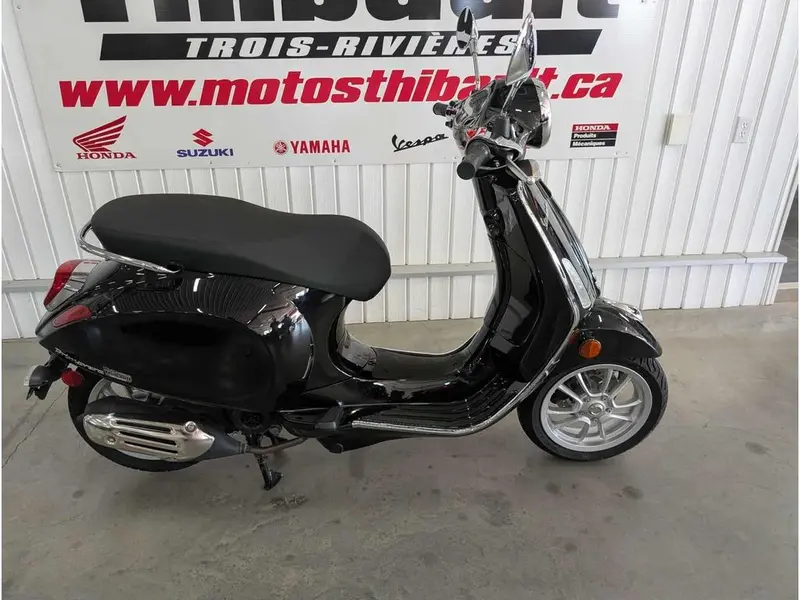 2022 Vespa Primavera 50 thumbnail 2