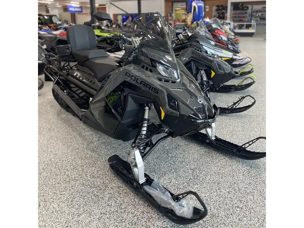 2025 Polaris 650 Titan Adventure 155 1.5 Es alt