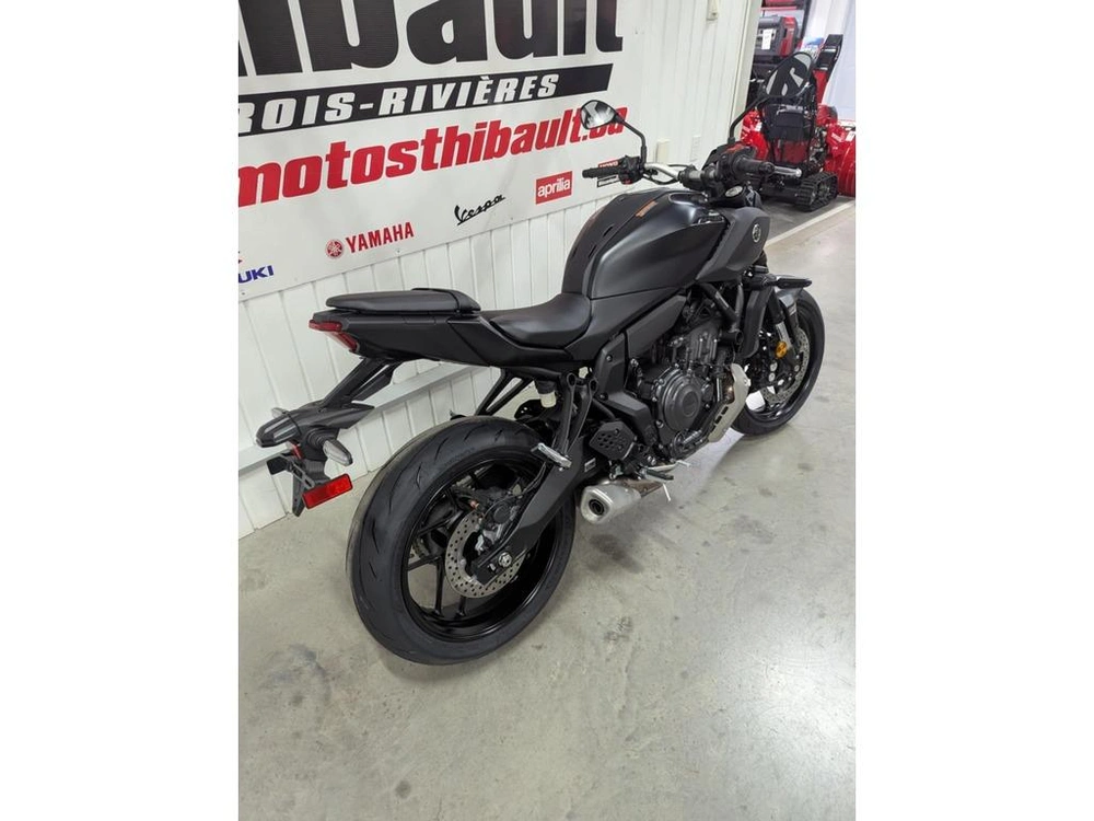 2025 Yamaha Mt-07 alt