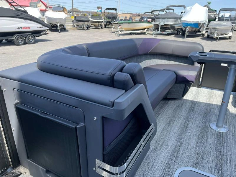 Bennington Marine M24 L-bench Arche 3t Sps+ 2025 alt