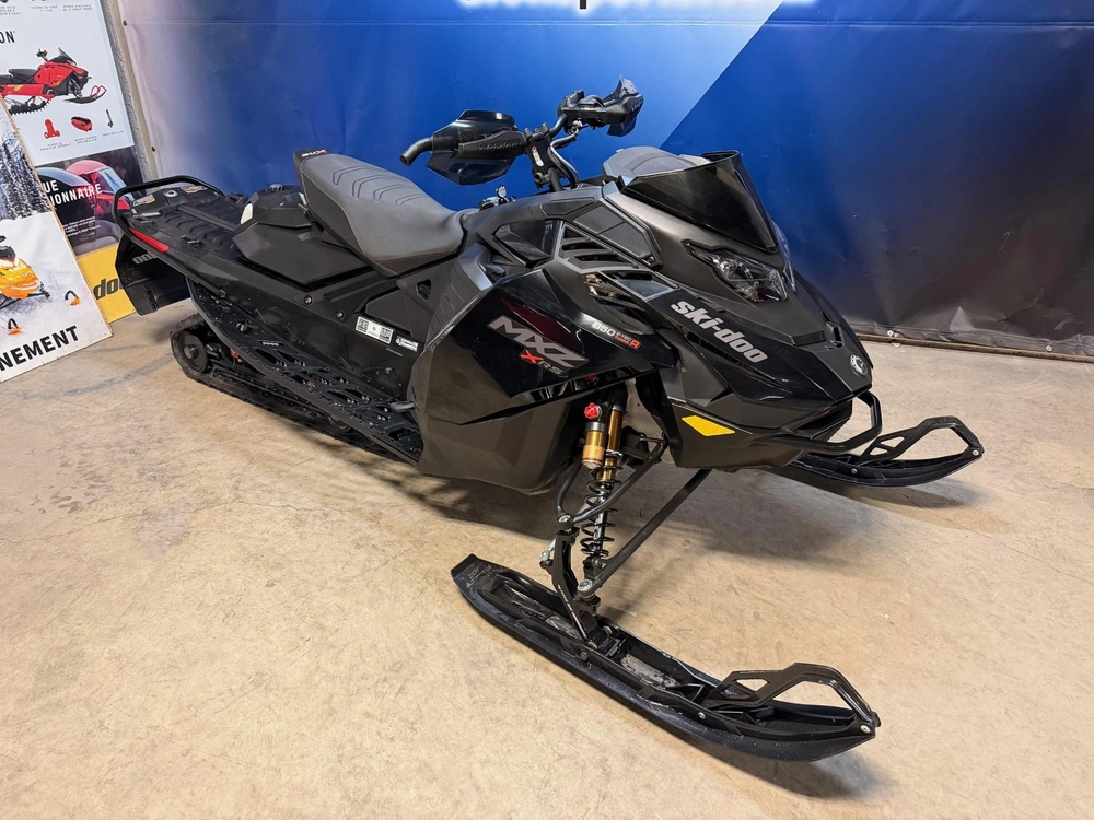 Ski-doo Mxz Competition Xr-s 850 Turbo 2025 alt