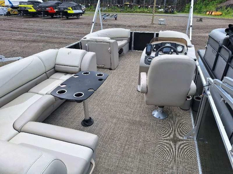2018 Cypress Cay Seabreeze 212 3 Quilles 115hp alt
