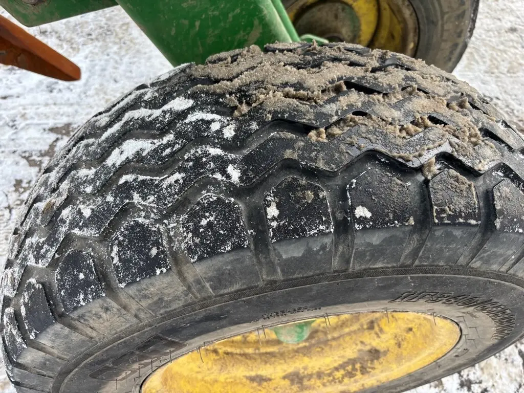 2014 John Deere 2720