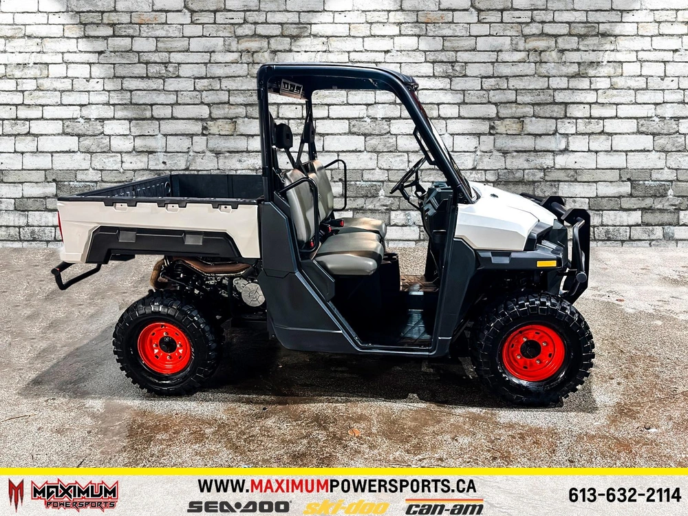 2022 Bobcat Uv34 alt