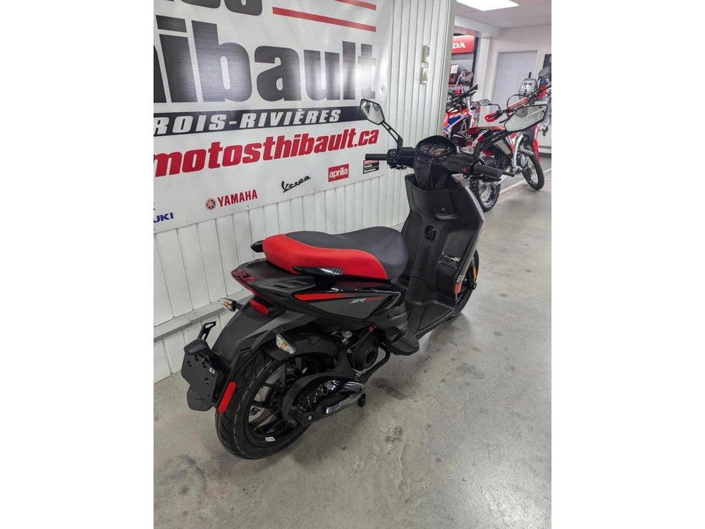 Aprilia Sr 50 2025 alt