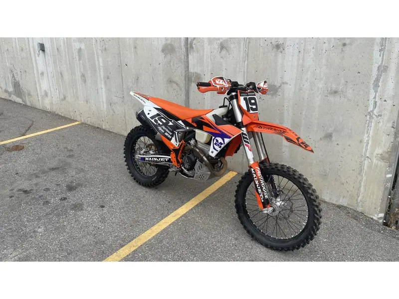 2023 KTM XC 350 F - Orange / White thumbnail 3