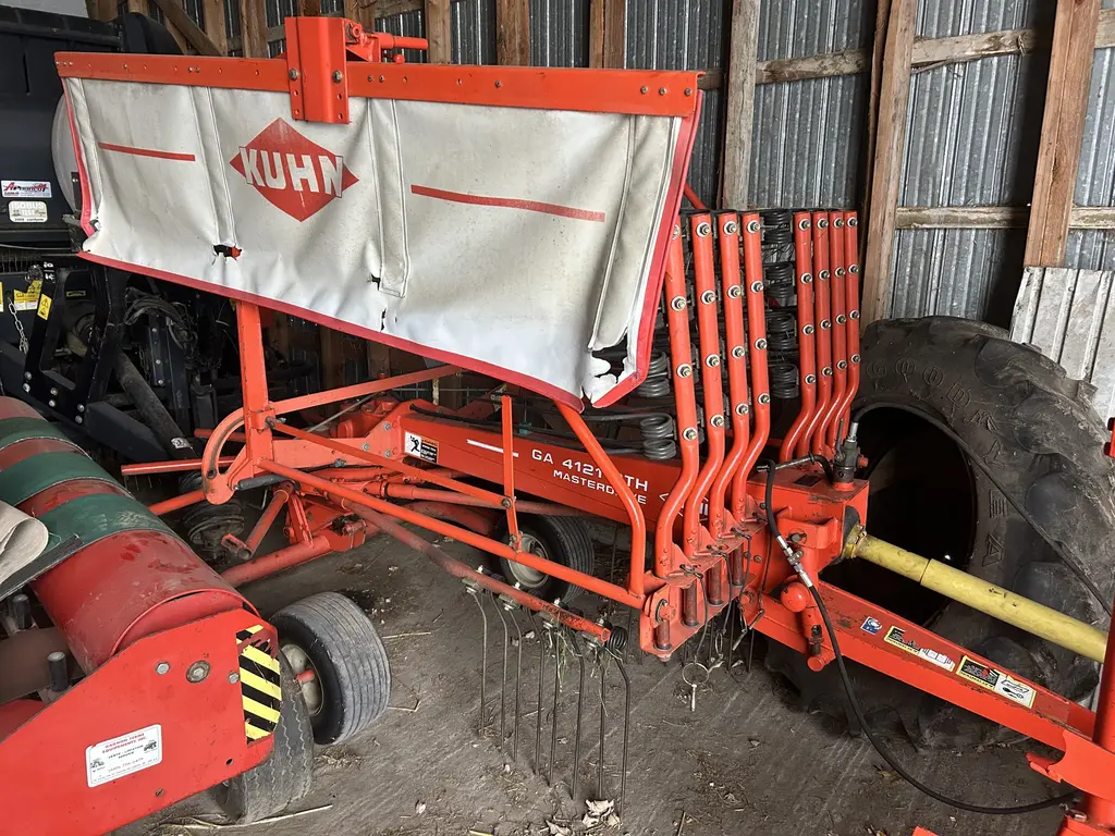2001 Kuhn GA4121GTH