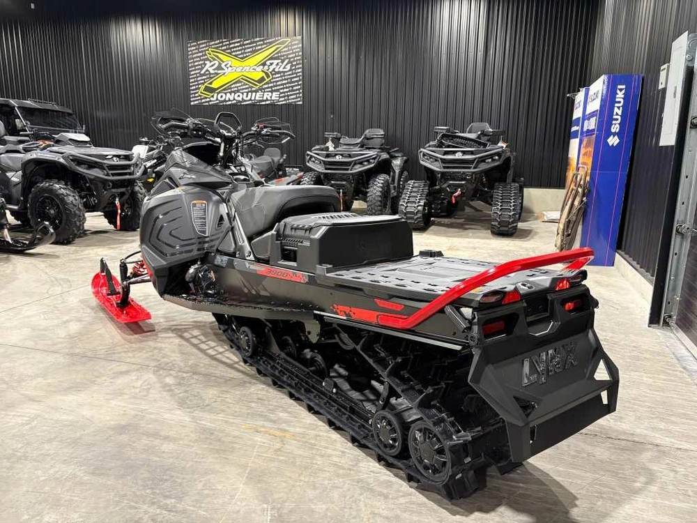 Lynx Brutal Re 20'' 900 Ace Turbo R Powdermax 2.35'' E.s. W/ 10.25'' Touchscreen 2026 alt