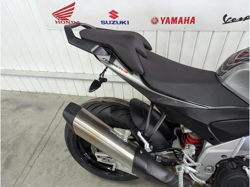 Aprilia Tuono V4 1100 2021 alt