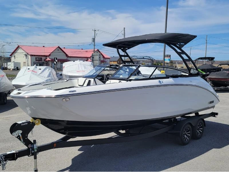 Yamaha 252sd 2025 alt