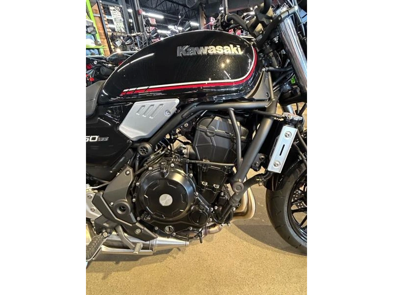 2023 Kawasaki Z650rs alt