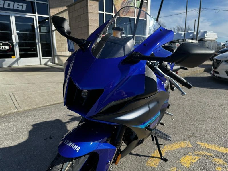 Yamaha Yzf-r7 2025 alt