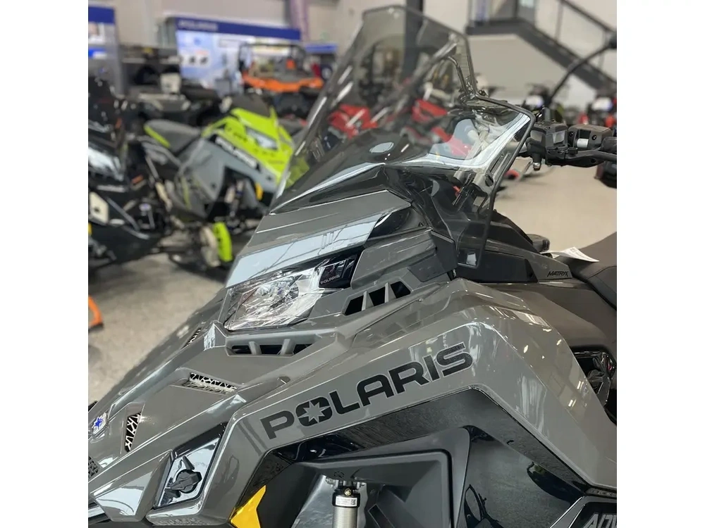 2025 Polaris 650 Titan Adventure 155 1.5 alt