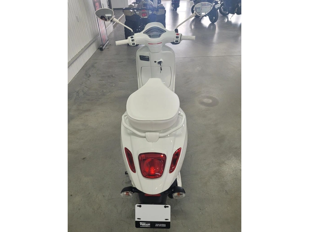 2022 Vespa Sprint 50