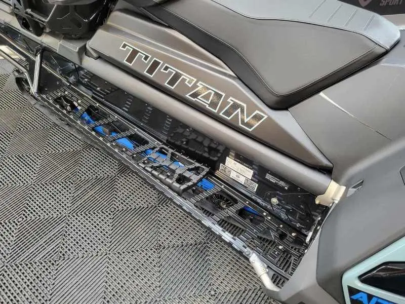 2026 Polaris 850 TITAN ADV ULTMT 1.5