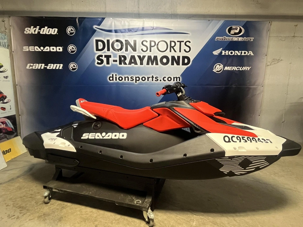 Sea-doo Spark Trixx 3 Places 2025 alt