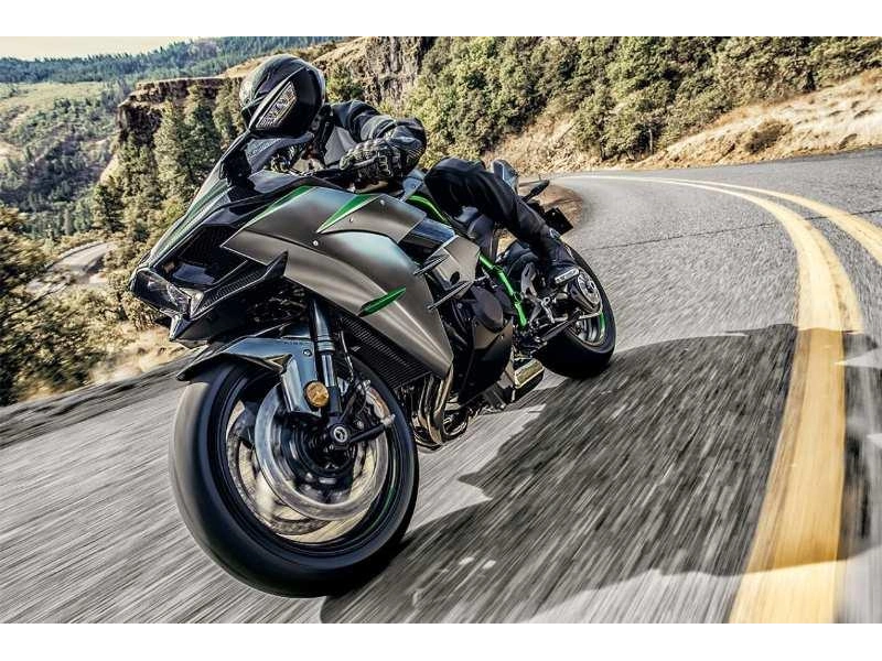 Kawasaki Ninja H2 Carbon 2026 alt