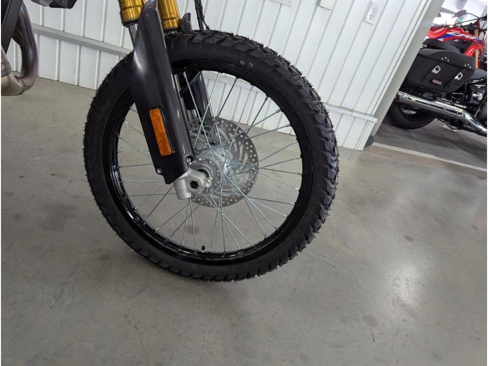 2025 Suzuki Dr-z400 alt