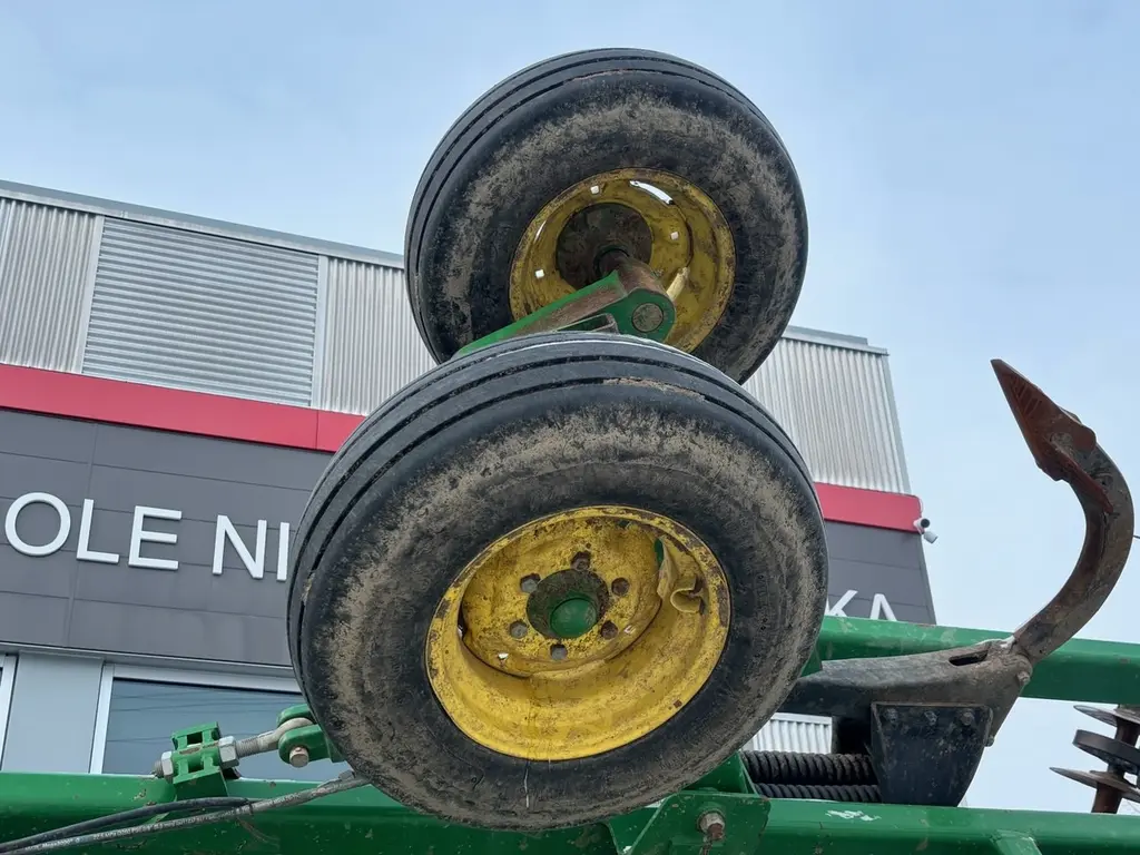 2014 John Deere 2720