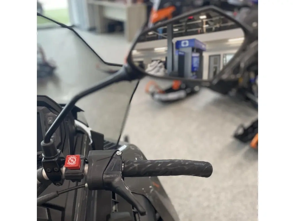 2025 Polaris 650 Titan Adventure 155 1.5 Es alt