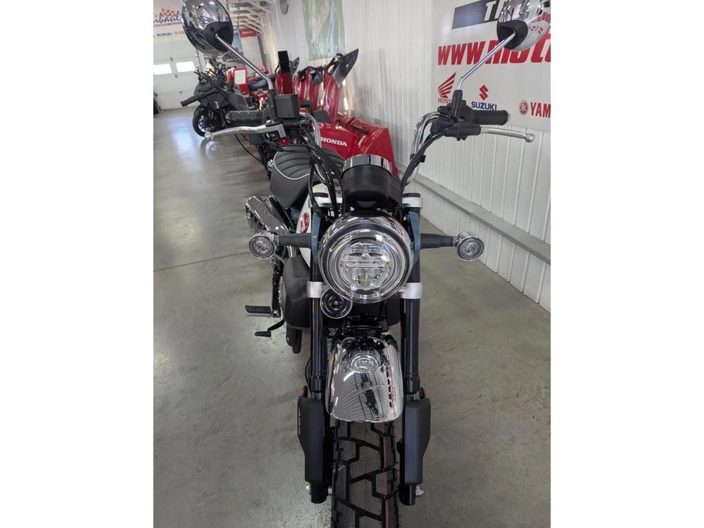 2025 Honda Monkey alt