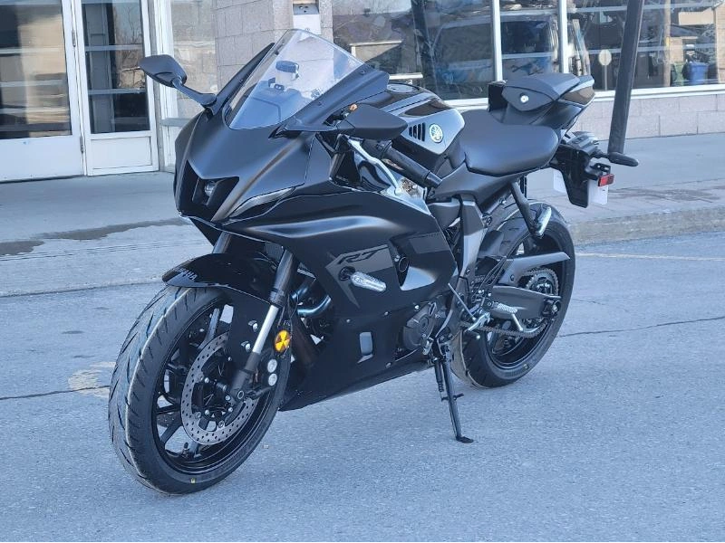 Yamaha Yzf-r7 2025 alt