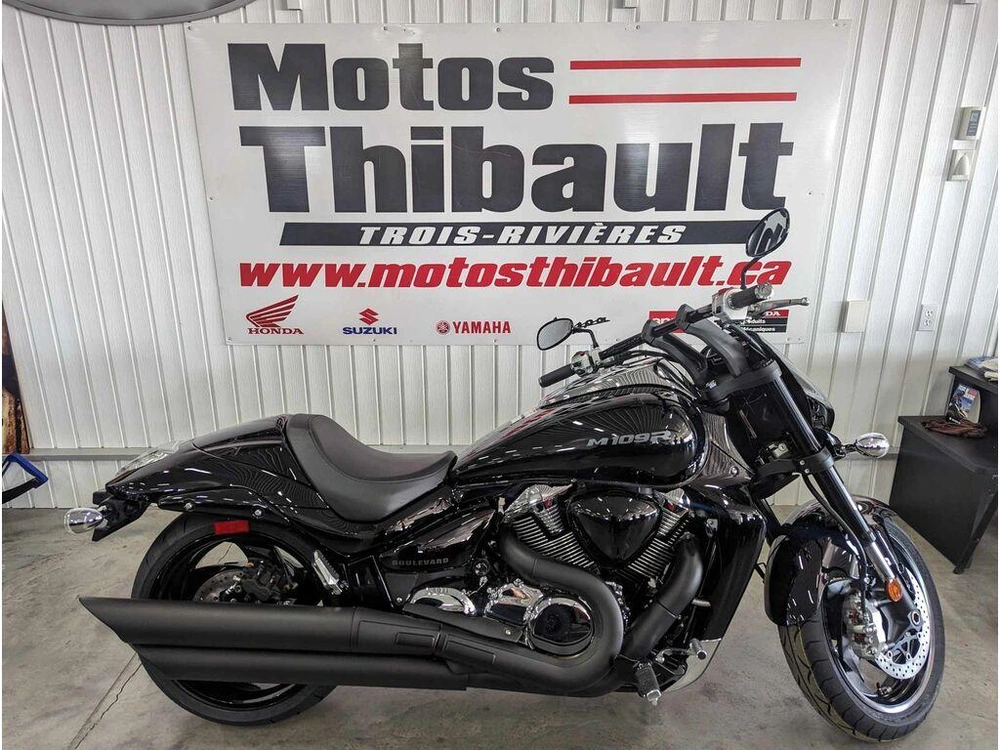2024 Suzuki Boulevard M109r alt