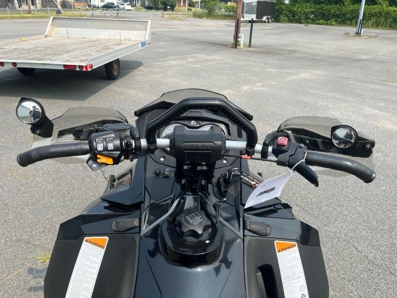 Ski-doo Renegade 800r Backcountry 2017 alt