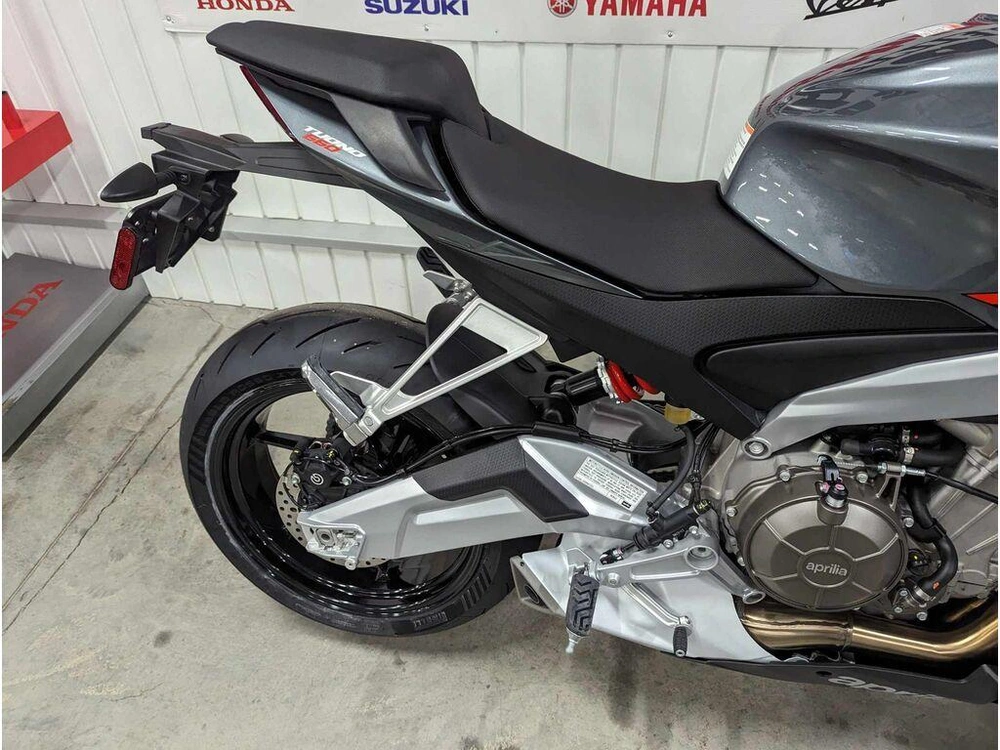 2023 Aprilia Tuono 660 alt