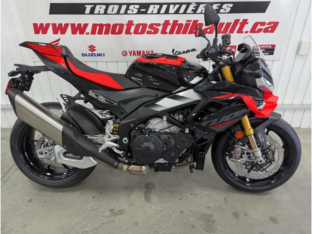 2026 Aprilia Tuono V4 1100 Factory alt