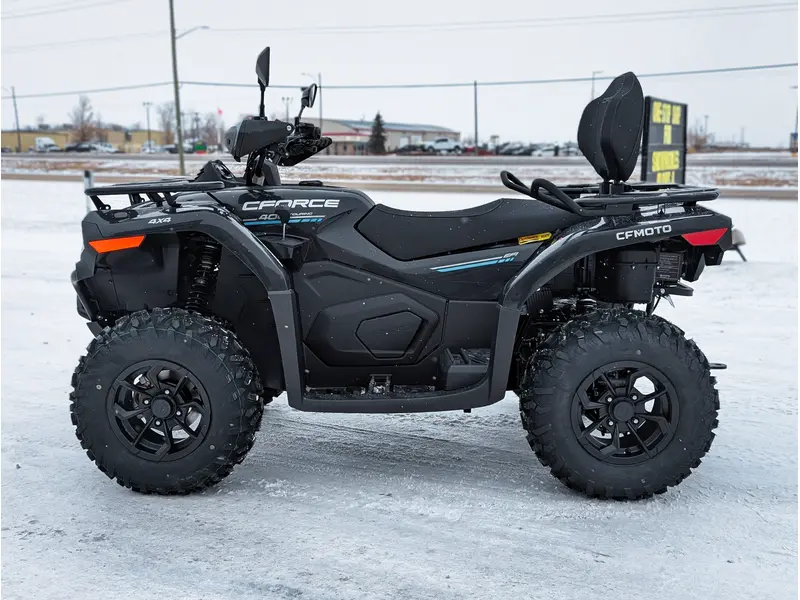 2026 CFMOTO CFORCE 400 Touring // Jet Black thumbnail 15