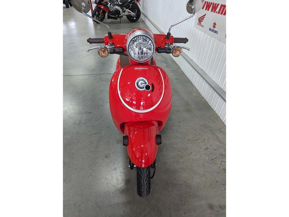 2025 Honda Giorno alt