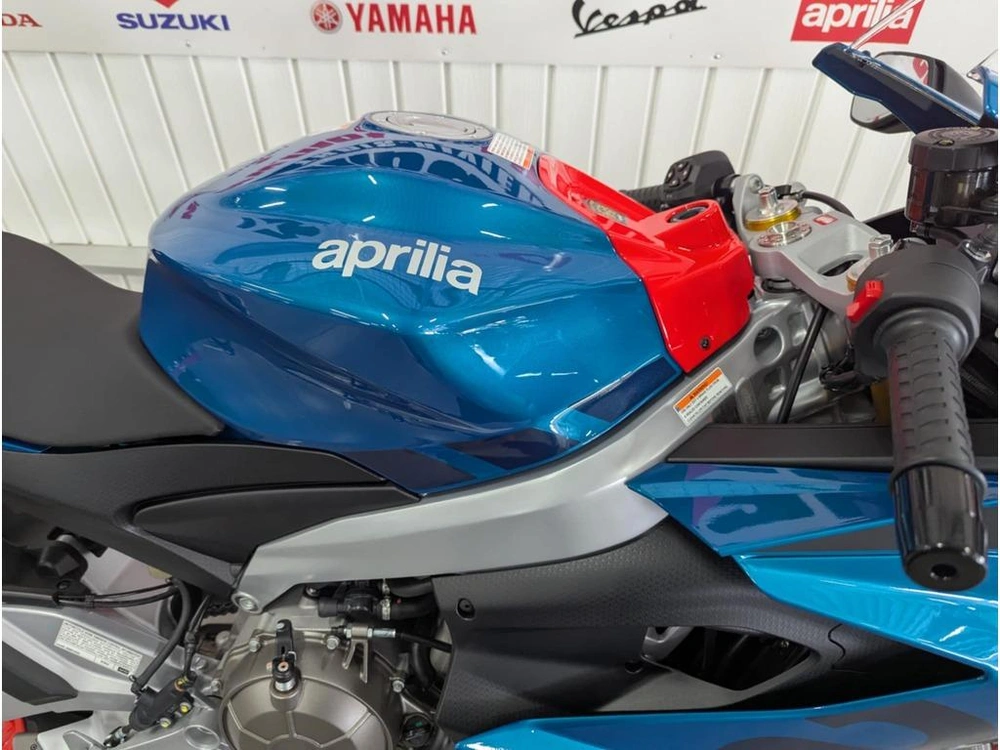 2026 Aprilia Rs 660 alt
