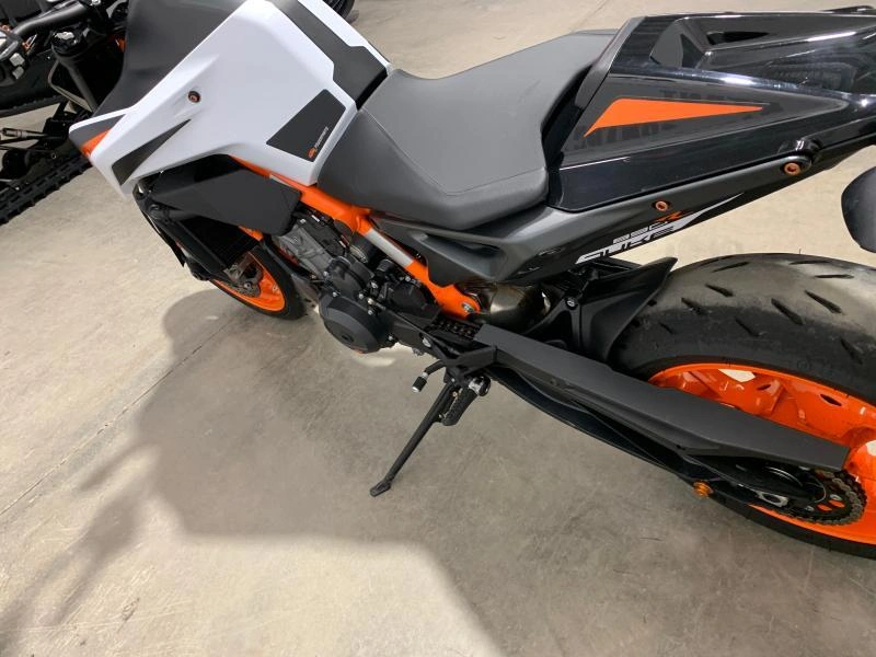 2020 Ktm 890 Duke R alt