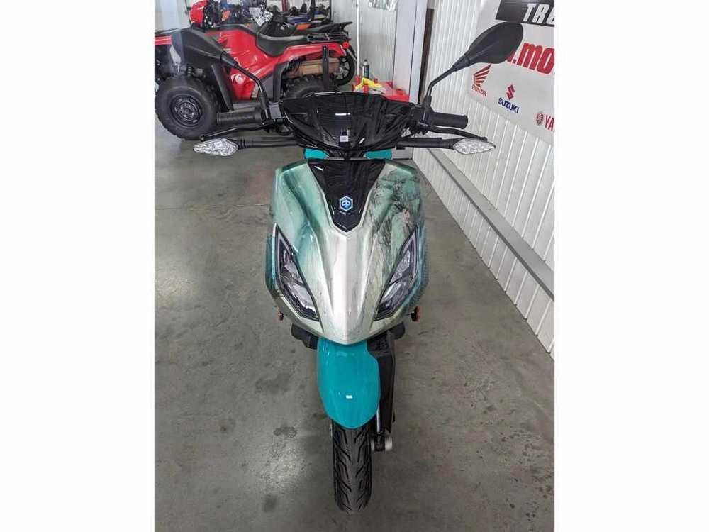 2022 Piaggio 1 Active alt