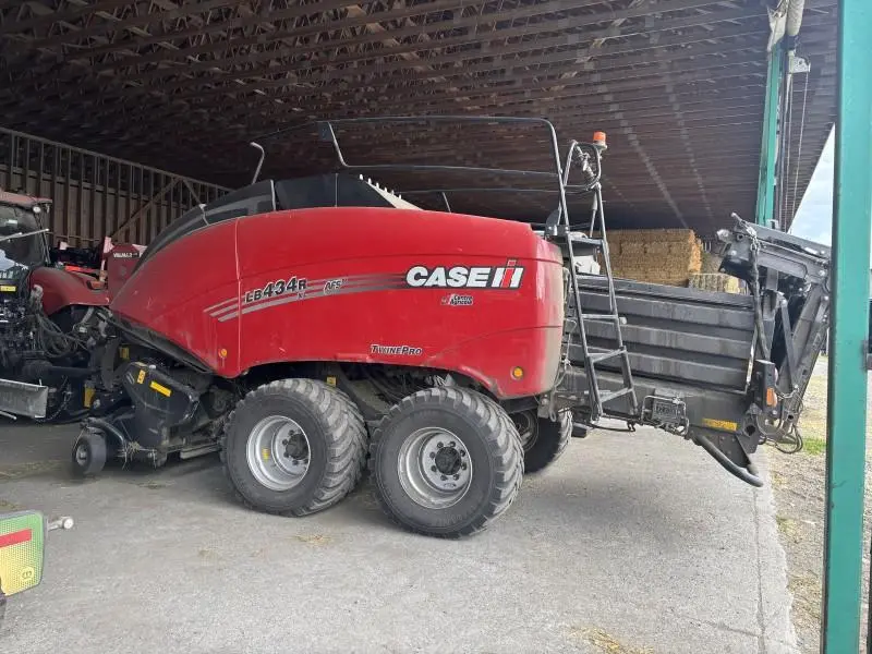 2023 Case IH LB434XL