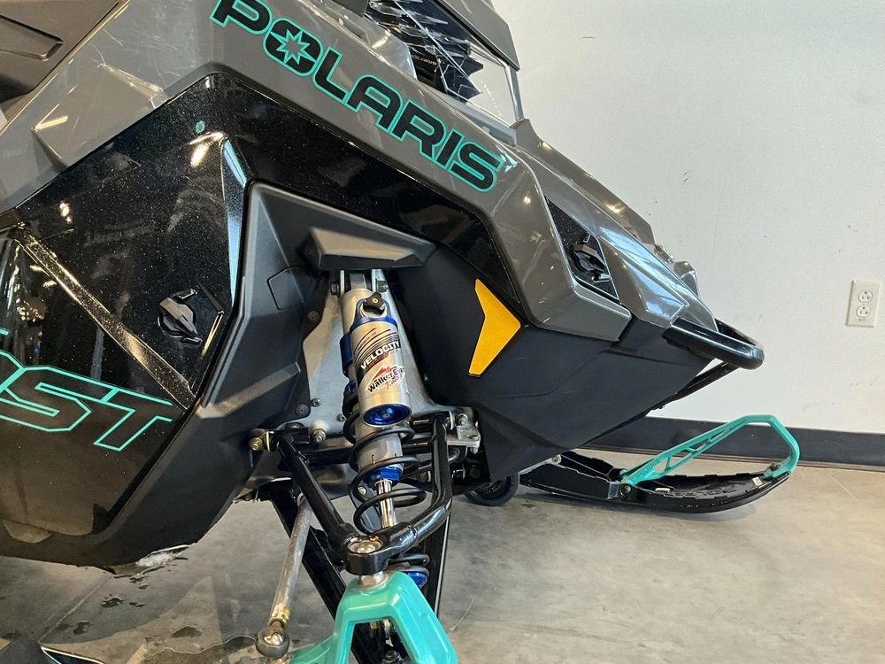 2024 Polaris Boost Indy Vr1 137 alt