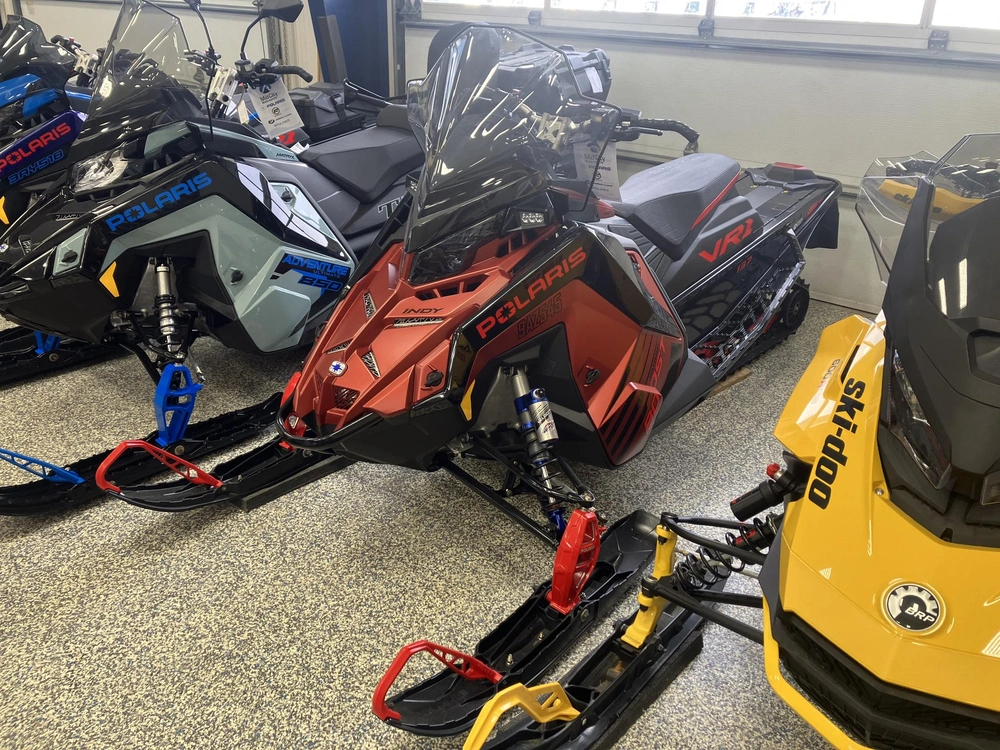 2025 Polaris Patriot Boost Indy Vr1 137 alt