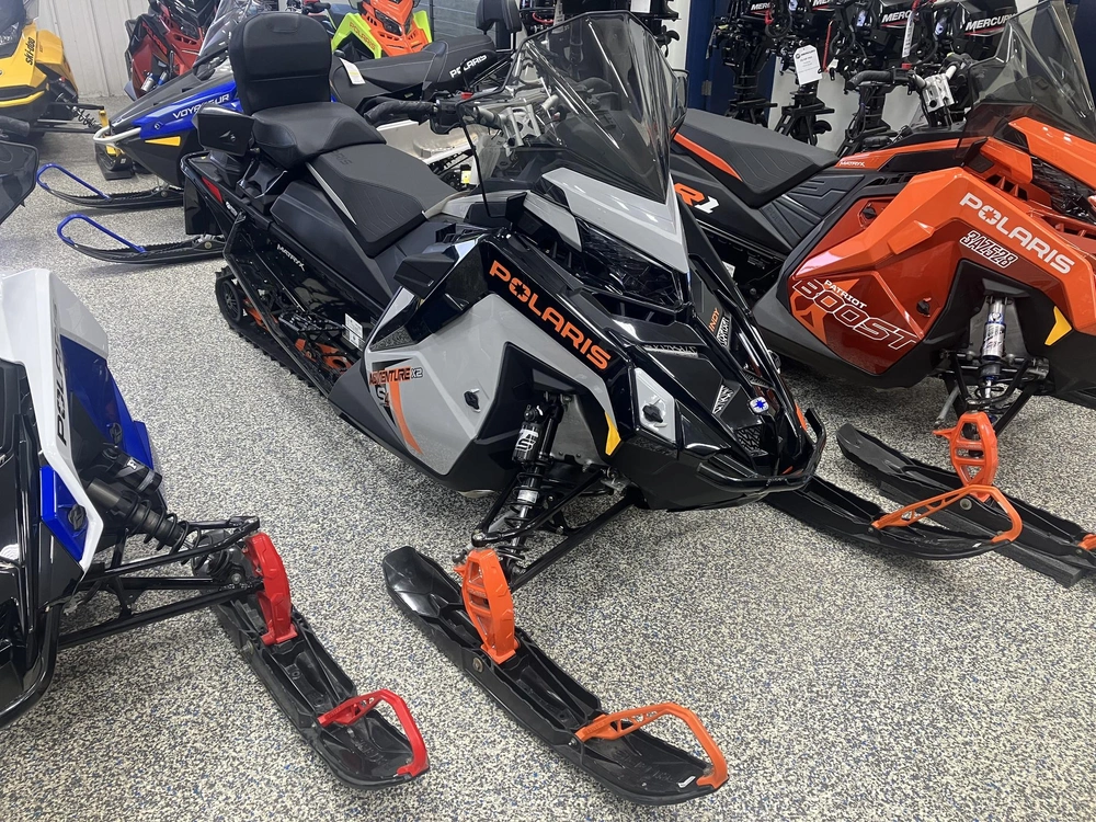 2023 Polaris Prostar S4 Indy Adventure X2 137 alt