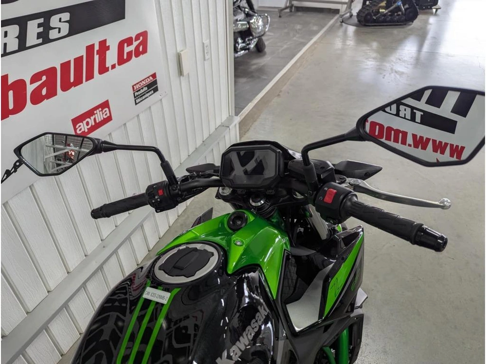 2022 Kawasaki Z650 alt