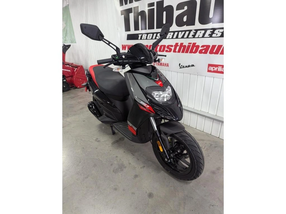 Aprilia Sr 50 2025 alt