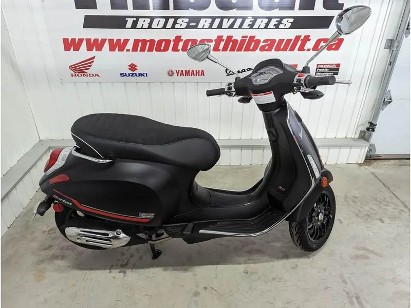 2023 Vespa Sprint 50 thumbnail 10