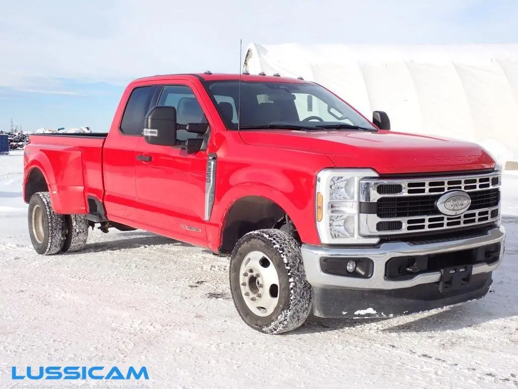 Ford F-350 XLT 2024